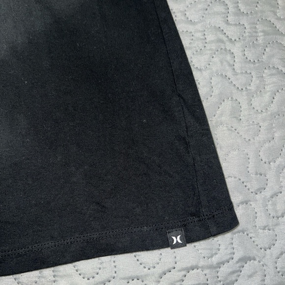 NWT Hurley camo v-neck top tee shirt medium army black - Picture 3 of 4